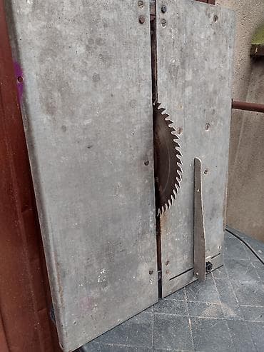 Merni alati i instrumenti: Veliki cirkular 1700 W - Veliki cirkular donešen iz Nemačke ✅Snažan — 1