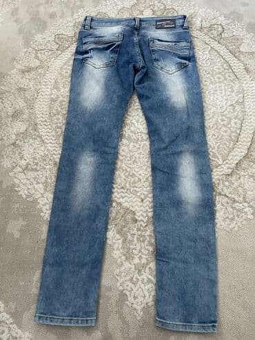 push up pantalone: Broj 30,imaju elastina odgovaraju za m,l — 2