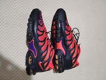 nike 270: Patike Nike Air Max Drift. Crno, crveno, ljubičaste. Nošene 2 puta — 2