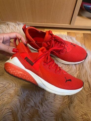 Ženska obuća: Puma novw lagane patike original 3000 din plus poklon gratis — 2