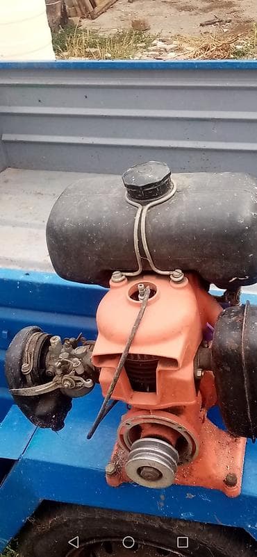 Benzinski jednocilindrični motor sa remenicom – univerzalni pogon -