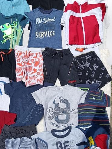 hodalice za bebe: Veliki paket dečije garderobe za dečaka (otprilike 4–5 god preko 40 — 4