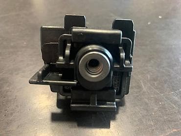NOSAČ HLADNJAKA PREDNJI ZA VOLKSWAGEN PASSAT B8 - 3G805019A | Nosač