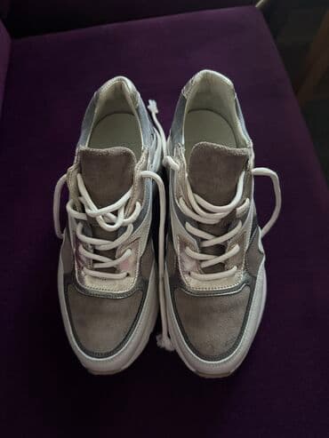 nike react zenske patike: 38.5, color - Beige — 2
