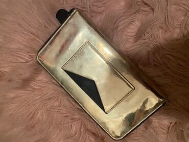 Torbe: Victoria’s Secret original kozni novcanik 3000 din — 3