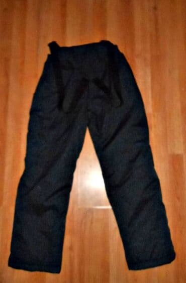 decathlon prsluci: Ski pantalone high technology vel. 13
odlicne inpregnirane,debele — 4