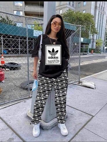 new tech fleece 2023: Veličine S M L XL
Cena 3500 din — 11