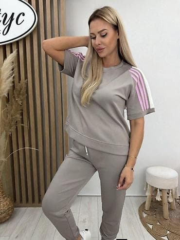 nike air max cena: Trenerka za žene – kratki rukav + donji deo sa džepovima - Tkanina — 9