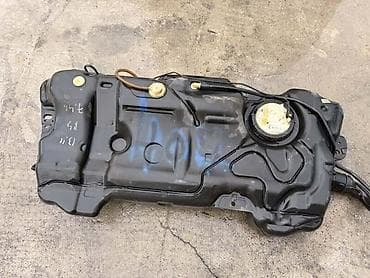 REZERVOAR PUMPA 2.0 100KW ZA PEUGEOT 407 na lalafo.rs REZERVOAR PUMPA 2.0 100KW ZA PEUGEOT 407