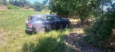 od m: KOMPLET AUTO U DELOVIMA ZA AUDI A4 OD 2001. DO 2005. GOD. | Far — 2