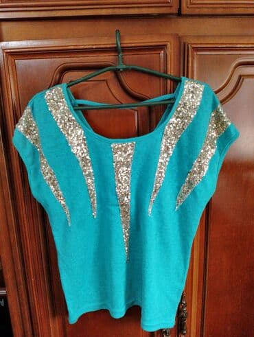Women's T-shirts and tops: 3 za 1000din — 1