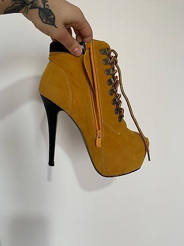 bata obuca velicine u cm: Stikle cizme 39-40 — 1