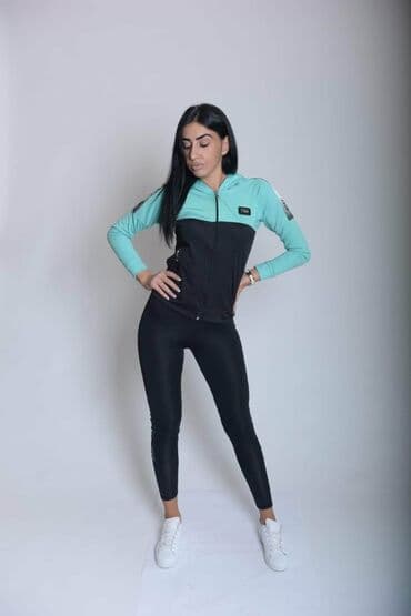 mokra likra trenerke: Ima sve !!!
cena 2850 din.
Kvalitetna mokra likra
M, L, XL, 2XL — 13