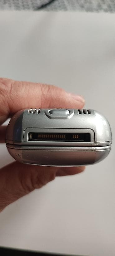 Computers, Laptops & Tablets: Motorola Ve66, color - Grey, Foldable — 9