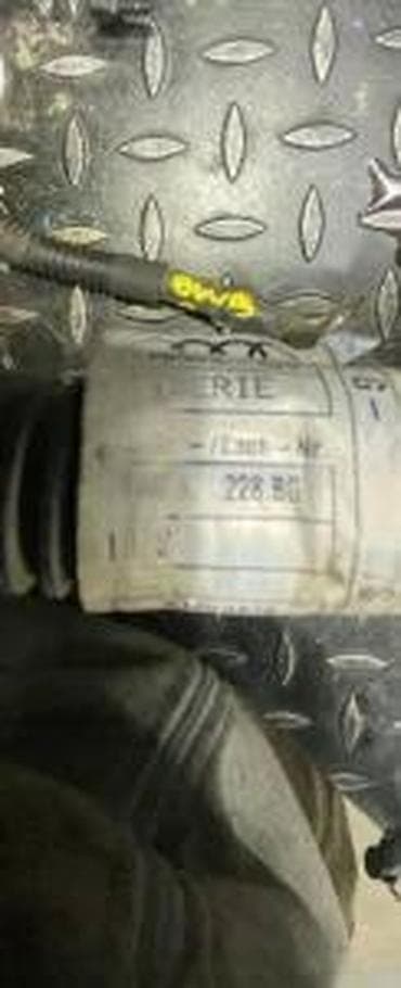 rosule ili rolsue: AUDI A4 A5 PLUS KABAL 8W0971228BG | Audi delovi ALTINA zemun — 2