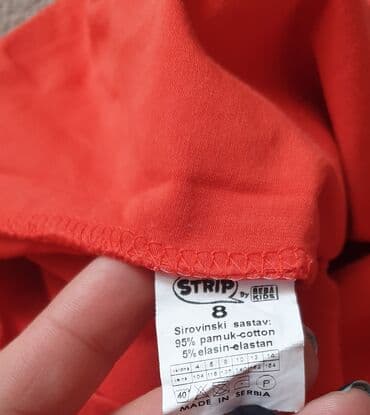 h m bebe decaci: STRIP by BEBA KIDS crvena majica za devojcice sa srebrnim pisanim — 3