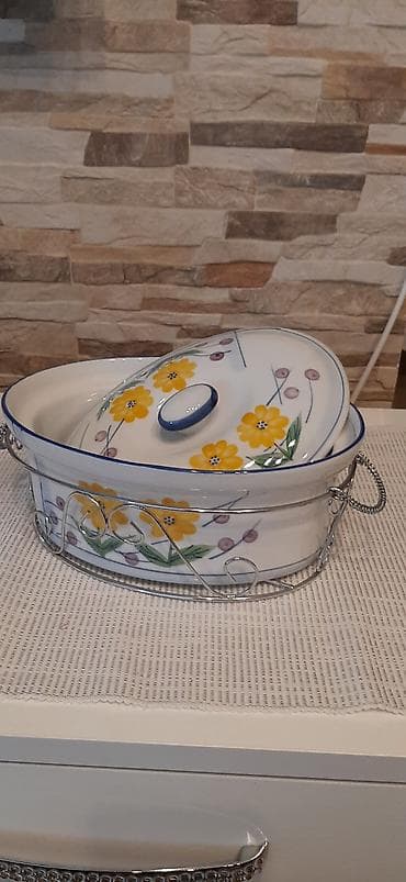 inox pekač s poklopcem: Nov pekac keramicki — 2