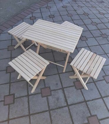 stolicice za decu: Stočić 80×50 
cena: 2800 din
Stoličice niske 
Cena: 1100 din — 1