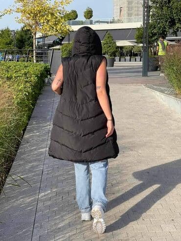 gerry weber cena: Prsluk sa dva lica ( stepovan sa obe strane ) Vel : s m l xl Cena  — 2