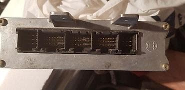 prodavnica auto delova: MOTORNI KOMPIJUTER ECU ZA AUDI 100, A4, A6 . OD 1993. DO 1999. GOD — 1