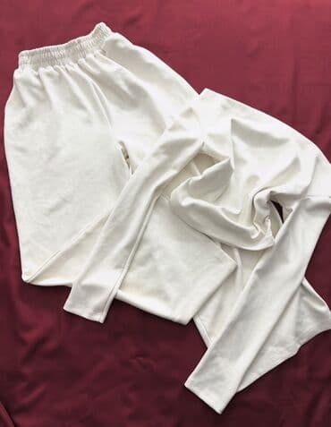 Wedding Clothes & Accessories: Beli komplet nov 
Velicina je M
Prodajem jer mi ne odgovara velicina — 1