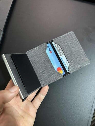 mona zenski novcanik: Mini Novčanik - 1679 📌 Opis: Prodajem Mini novcanik sa skladistem za — 1