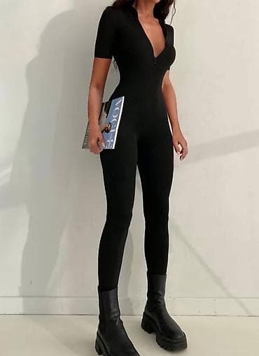 tech fleece bež: 🔥Kombinezon: 2300 dinara 🔥

Likra — 5