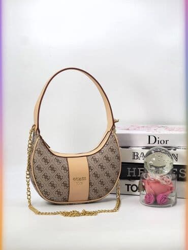 Accessories: Elegant purse, Guess — 10