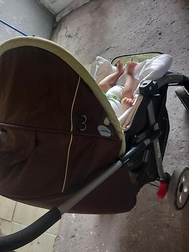 roleri i rolšue za decu: Kolica za bebu PegPérego - Model sa reverzibilnom ručkom: ručka se — 1