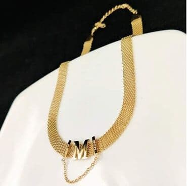 moderne ogrlice 2022: Cena: 1500 din. K — 1