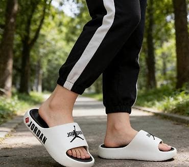 sandale skechers: 05. papuče 41 do 46 3000 din🌸🌸 — 2