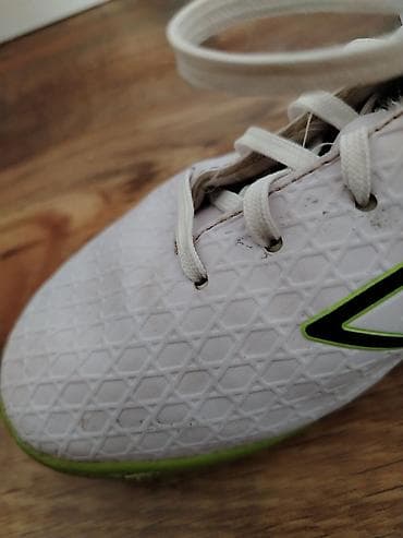 balenciaga patike cena: Patike za fudbal UMBRO br 38 su u odlicnom stanju sa sitnim tragovima — 10