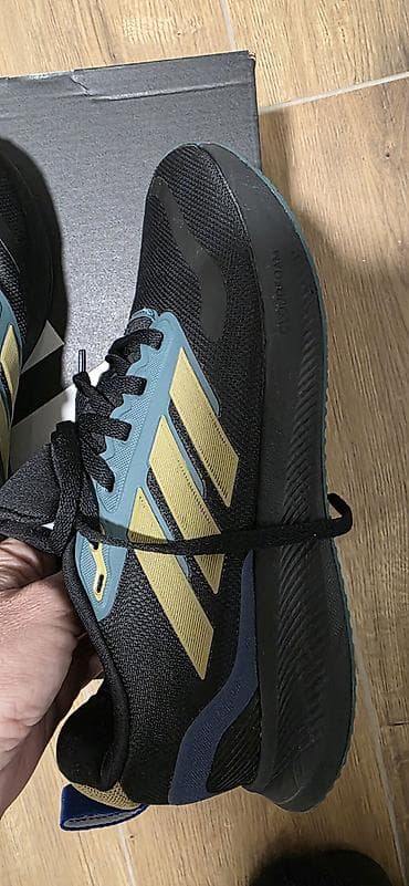 barracuda patike: Patike adidas lifestyle,par puta nosene,kao nove.Vel.37 CENA FiXNA - — 8