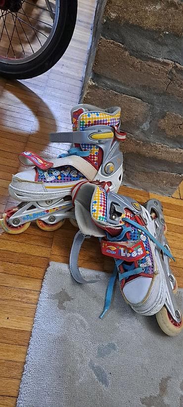 Prodajem dečije rolere u dobrom stanju. Roleri su podesive veličine — 8