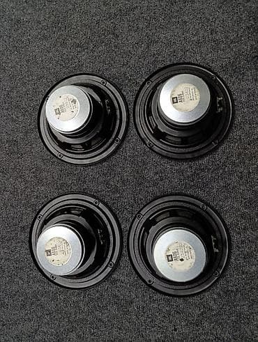 polovni ipad: Jbl basevi A 606 cena za par je 40 e. precnik 185 mm 4 oma — 2