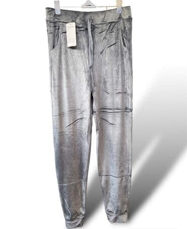 tech fleece 1:1: Plisane trenerke
Stigla je nova tura
S M L XL 2XL 3XL
1000 din — 4