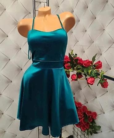 Haljine: Satenska mini haljina na tanke bretele - Model: kratka A-kroja sa — 3