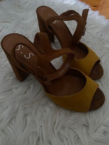 Mokasine: Sandale, 38 — 2