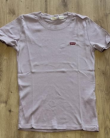 Levis majica lila, vel. XS na lalafo.rs Levis majica lila, vel. XS
