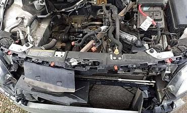 used for sale: NOSAC PREDNJEG BRANIKA GORNJI ZA OPEL INSIGNIA | Svi delovi za Opel — 1