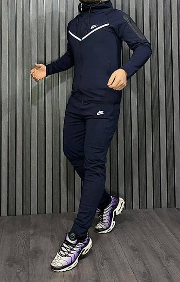 Odela: Muški komplet M,L,XL,XXL veličine za 4100 din
pb — 1