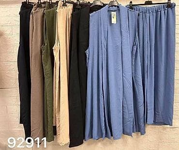 komplet prsluk i pantalone: Komplet kardigan bez rukava i siroke pantalone za punije dame. - — 2