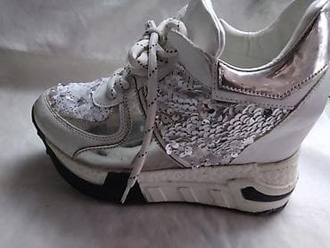 bele patike sa debelim djonom: Zenske cipele br.37 polovnecena za 1 par — 4