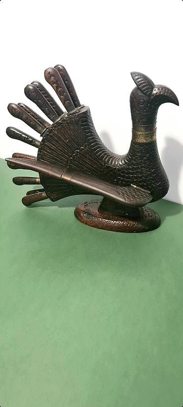 kopacke 33: ★ Na prodaju stari ukrasni predmet od punog izrezbarenog drveta u — 3