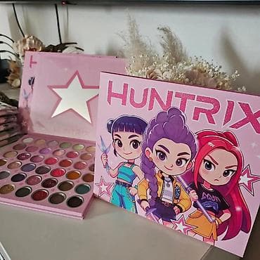 Huntrix šminka set – palete senki i dodataka - Velika Huntrix paleta