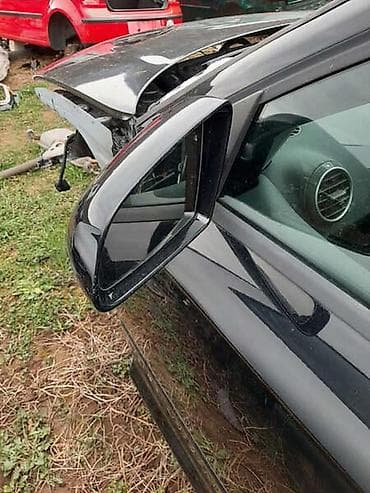 RETROVIZOR ZA AUDI A3 OD 2003. DO 2005. GOD. | Retrovizor audi a3 na lalafo.rs RETROVIZOR ZA AUDI A3 OD 2003. DO 2005. GOD. | Retrovizor audi a3