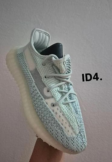 n fashion espadrile: Yezzy lepo odradjene
Urezan boost u djonu
36-48
4500 din ❤️‍🔥
SS🖤⭐⭐ — 6