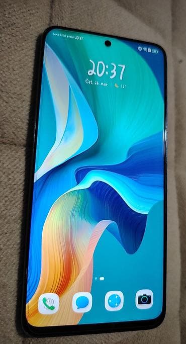 polovne telefone: Huawei nova Y90 – Crystal Blue Ključne karakteristike: - Memorija — 3