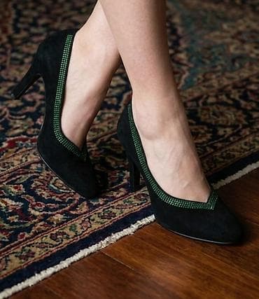 Elegantne ženske salonke na štiklu - Boja: crna sa dekorativnim na lalafo.rs Elegantne ženske salonke na štiklu - Boja: crna sa dekorativnim