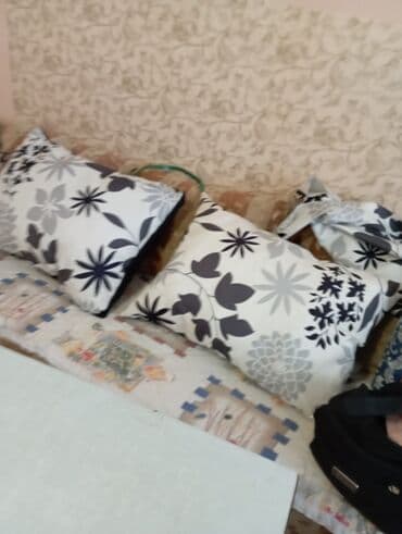 new tekstil beograd: Throw pillow, Sponge — 8